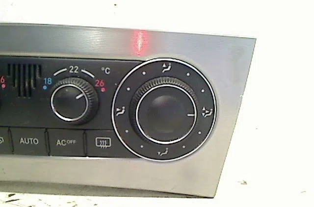 Commande de chauffage Mercedes-benz CLASSE C (W203) C 220 cdi (203.008) (2003-2007) occasion