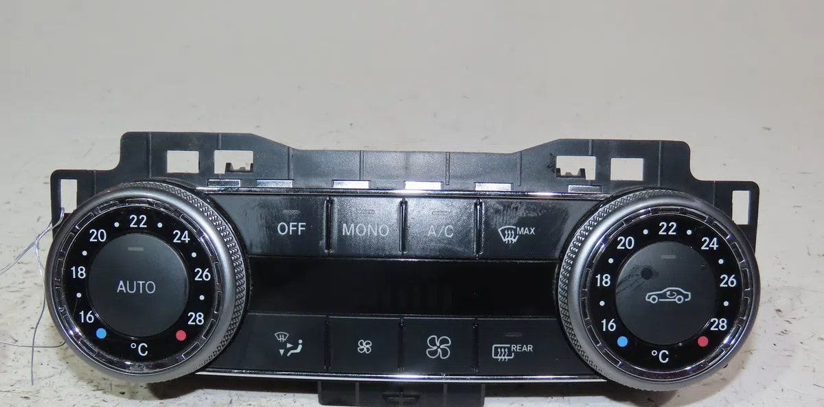 Commande de chauffage Mercedes-benz CLASSE C (W204) C 220 cdi (204.008) (2007-2008) 4 portes occasion