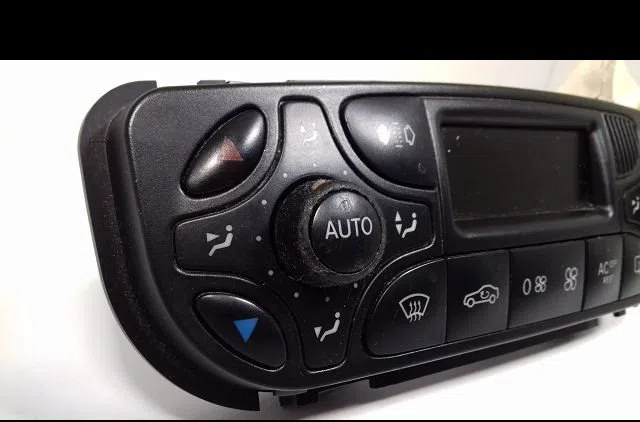 Commande de chauffage Mercedes-benz CLK (C209) Clk 320 (209.365) (2002-2009) occasion