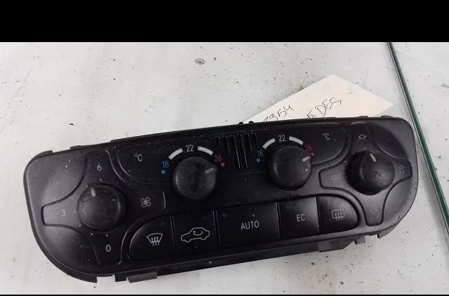 Commande de chauffage MERCEDES C180 occasion