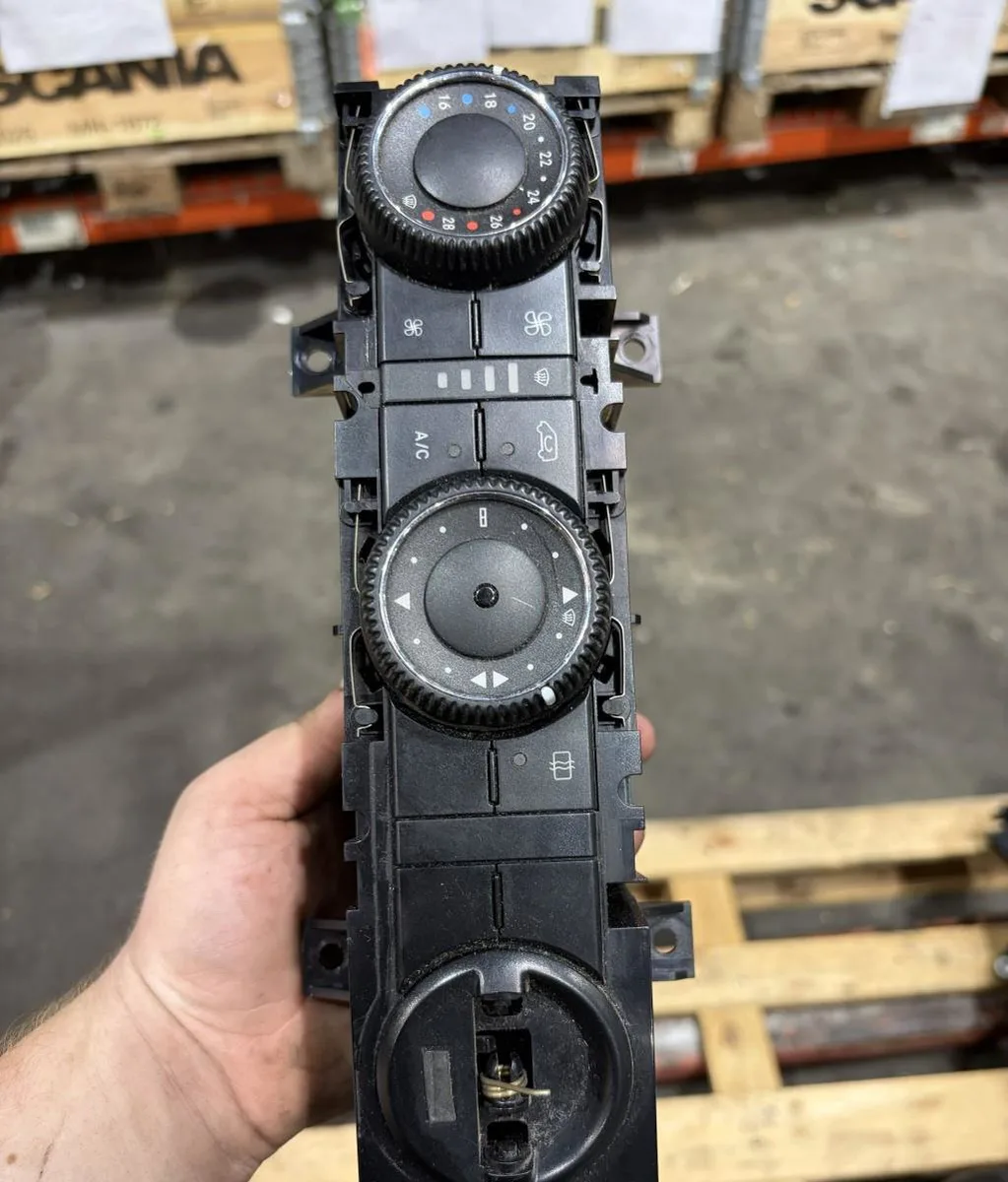 Commande de chauffage MERCEDES SPRINTER 2 PHASE 2 occasion