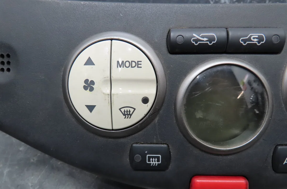Commande de chauffage Nissan MICRA III (K12) 1.2 16v (2003-2010) occasion