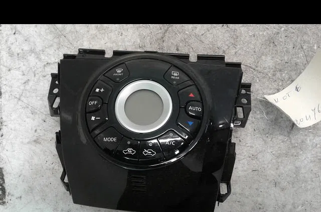 Commande de chauffage Nissan NOTE (E12) 1.2 (2013) occasion