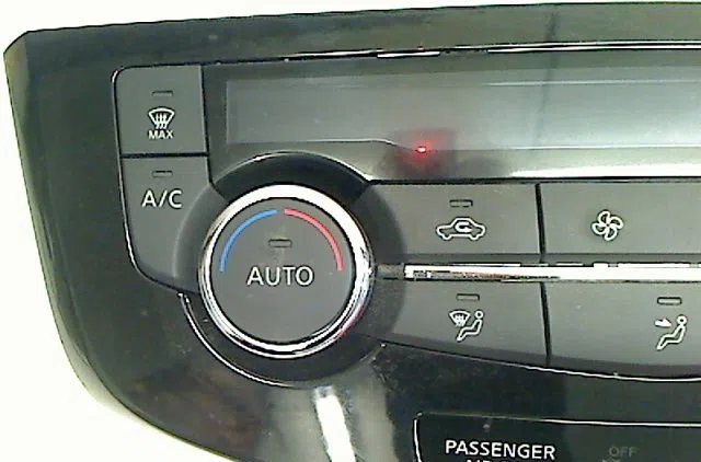 Commande de chauffage Nissan QASHQAI II SUV (J11, J11_) 1.5 dci (2013) 5 portes occasion