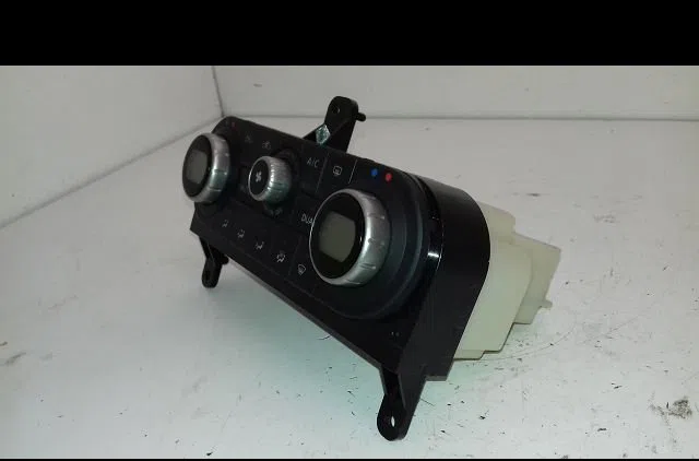Commande de chauffage Nissan QASHQAI - QASHQAI 2 I (J10, NJ10, JJ10E) 1.6 (2010-2013) occasion