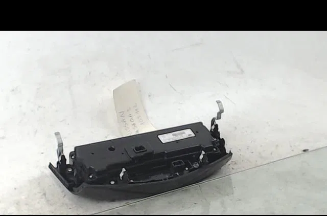Commande de chauffage Nissan QASHQAI - QASHQAI 2 I (J10, NJ10, JJ10E) 1.6 dci traction intégrale (2011-2013) occasion