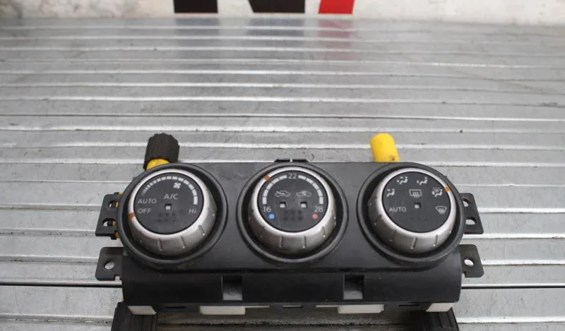 Commande de chauffage NISSAN X-TRAIL 2 PHASE 1 occasion