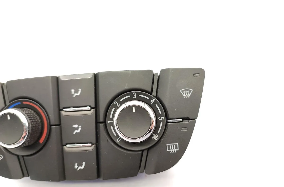 Commande de chauffage OPEL ASTRA J PHASE 1 occasion