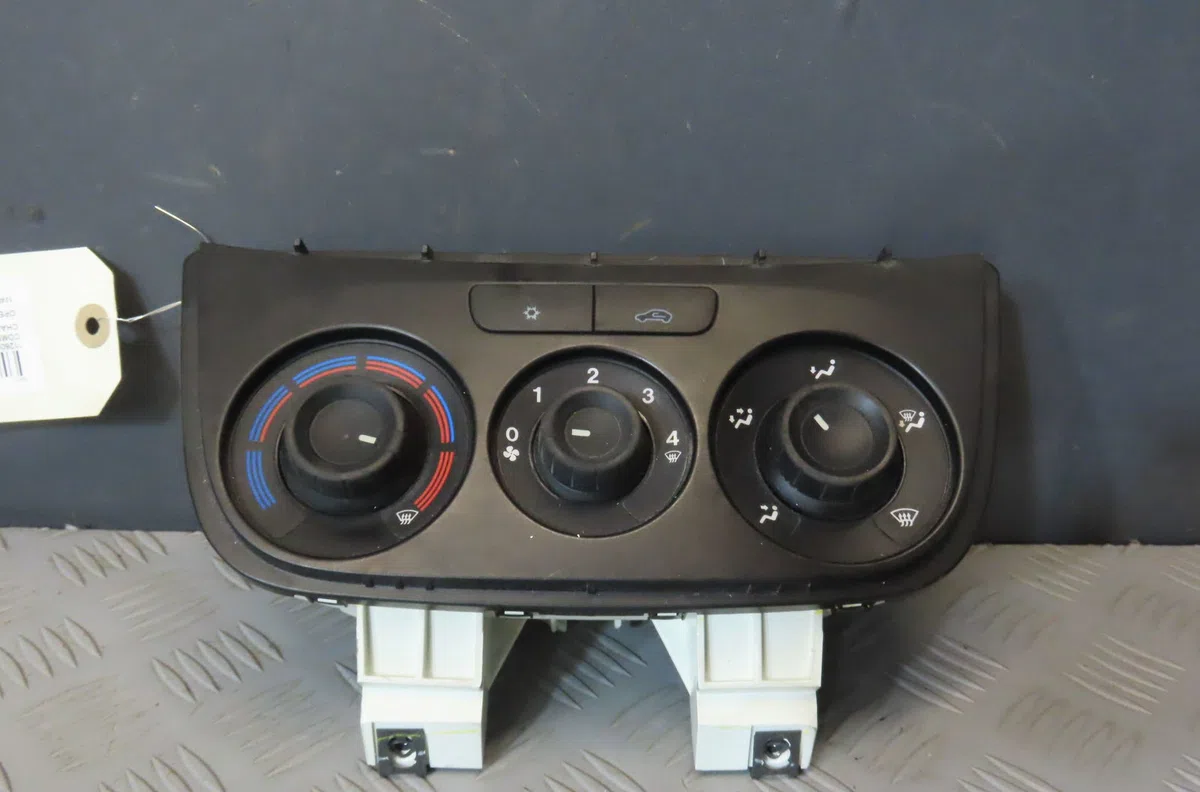 Commande de chauffage OPEL COMBO 2014 occasion