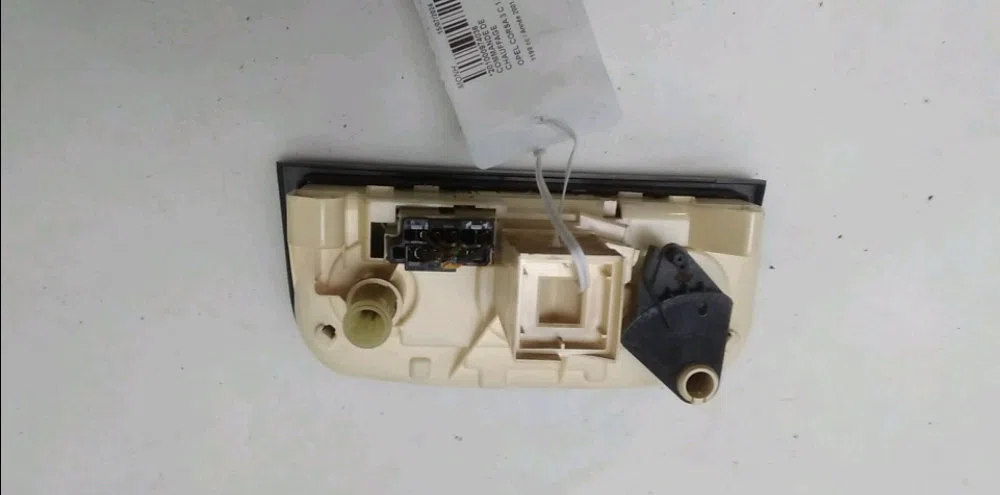 Commande de chauffage Opel CORSA C (X01) 1.2 (f08, f68) (2000-2009) occasion