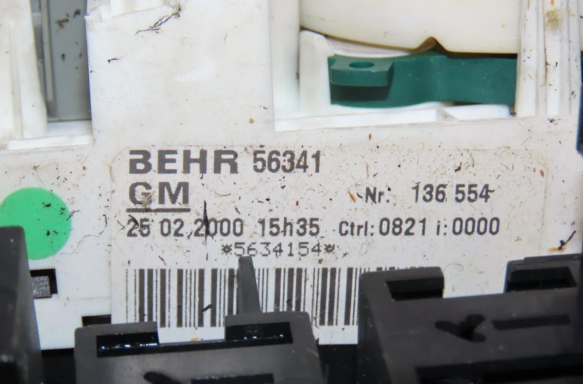 Commande de chauffage Opel ZAFIRA A Monospace (T98) 2.0 di 16v (f75) (1999-2005) 5 portes occasion