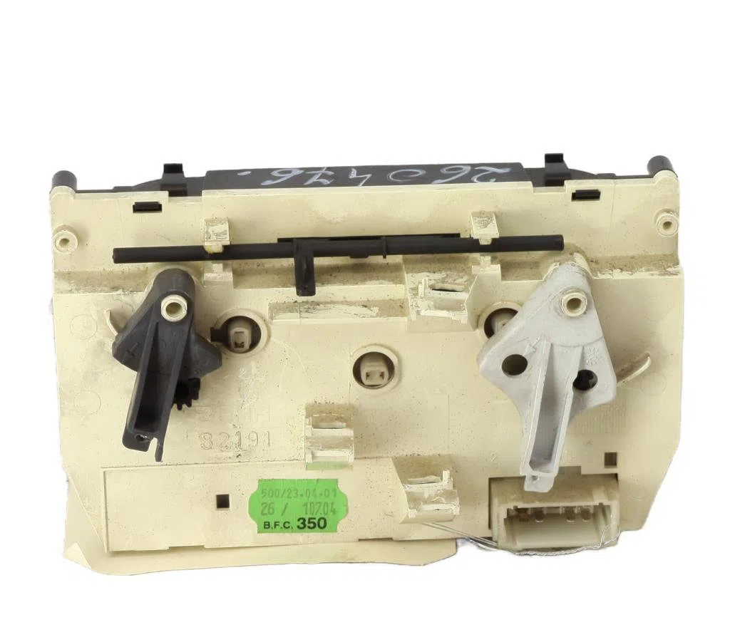 Commande de chauffage Peugeot 206 3-5 portes (2A-C) 1.4 i (1998-2012) 3 portes occasion