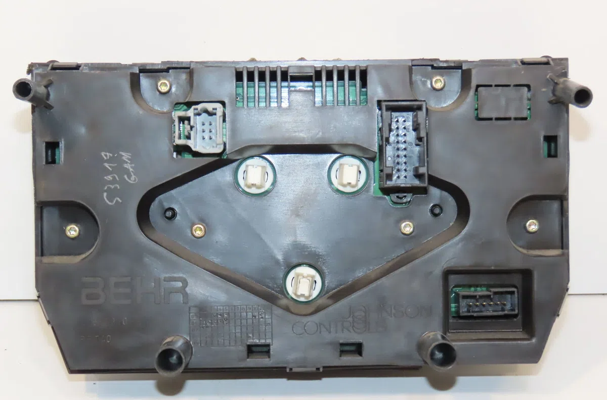 Commande de chauffage Peugeot 206 3-5 portes (2A-C) 1.6 16v (2000-2009) occasion
