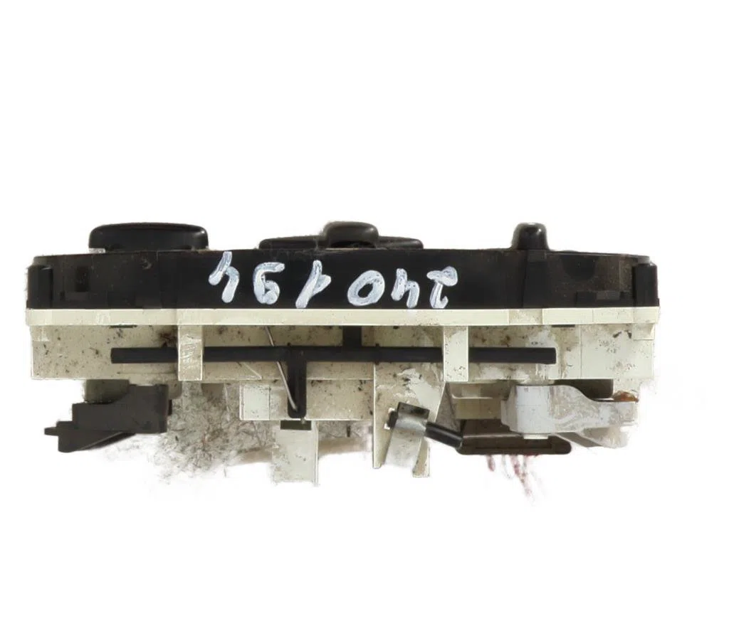 Commande de chauffage Peugeot 206 CC (2D) 1.6 16v (2dnfuf, 2dnfur) (2000-2007) 2 portes occasion