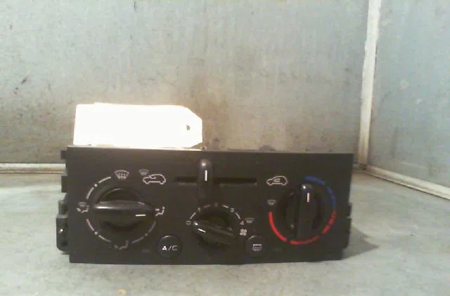 Commande de chauffage PEUGEOT 207 Phase 1 04-2006--06-2013 occasion