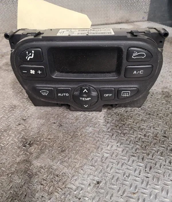 Commande de chauffage PEUGEOT 307 307 PHASE 1 BREAK occasion