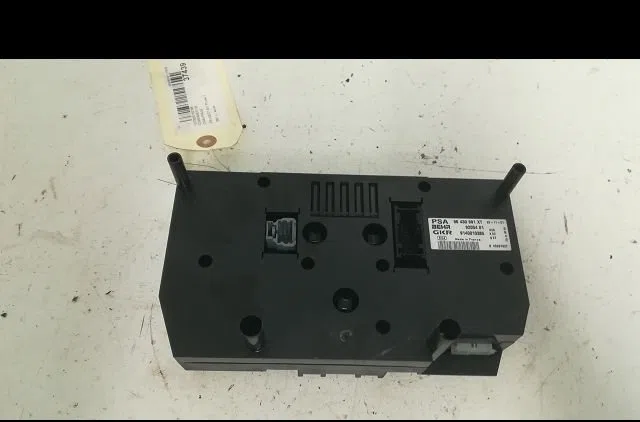Commande de chauffage Peugeot 307 (3A-C) 2.0 16v (2000-2005) occasion
