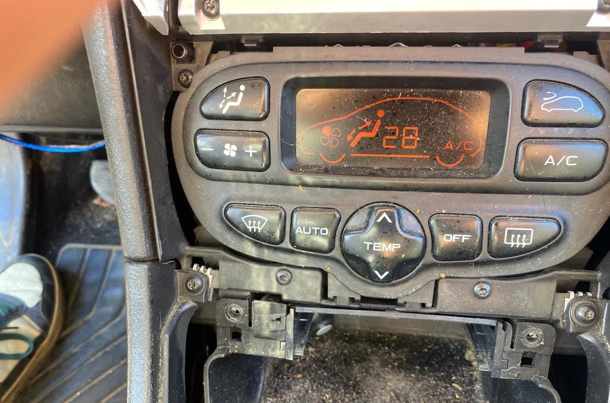Commande de chauffage PEUGEOT 307 PHASE 1 occasion — photo 2