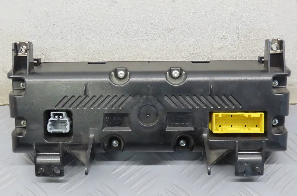 Commande de chauffage Peugeot 406 Break (8E-F) 2.0 hdi 110 (1999-2004) 5 portes occasion