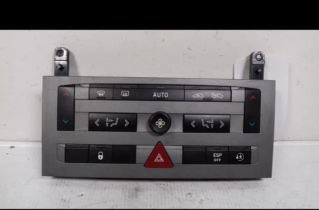 Commande de chauffage Peugeot 407 (6D_) 2.0 (6drfnb, 6drfne) (2004-2005) occasion