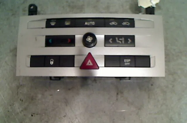 Commande de chauffage PEUGEOT 407 Phase 1 04-2004--07-2008 occasion