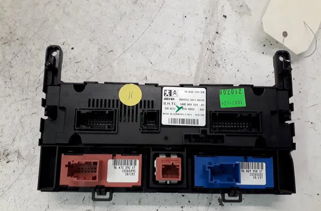 Commande de chauffage Peugeot 407 SW (6E_) 2.0 hdi 135 (2004-2010) occasion