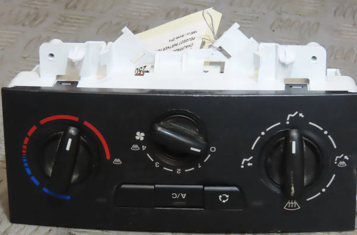 Commande de chauffage Peugeot PARTNER Camionnette-Monospace 1.6 hdi (2008) 4 portes occasion