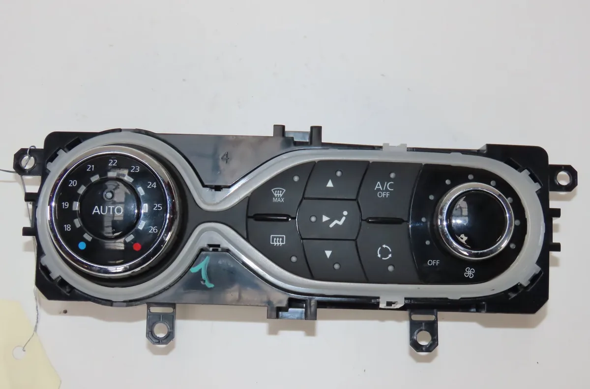 Commande de chauffage RENAULT CAPTUR  1.2i 120ch occasion