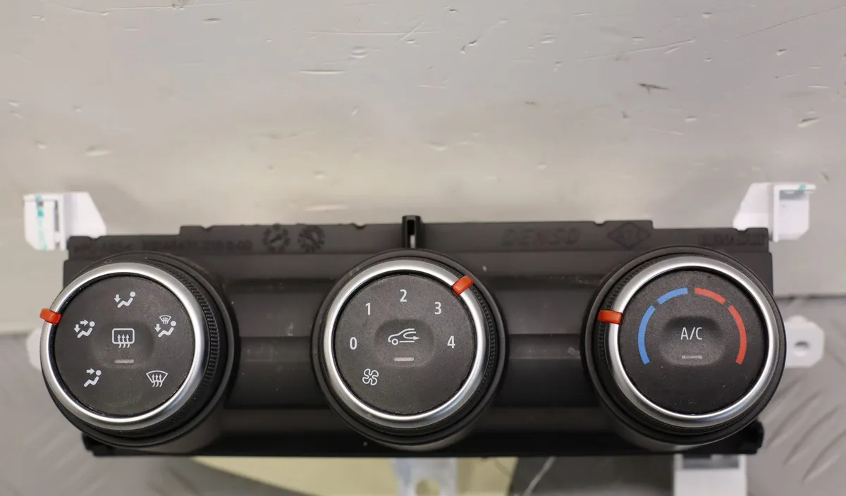 Commande de chauffage Renault CAPTUR II (HF_) Tce 100 (hfmt) (2020) occasion