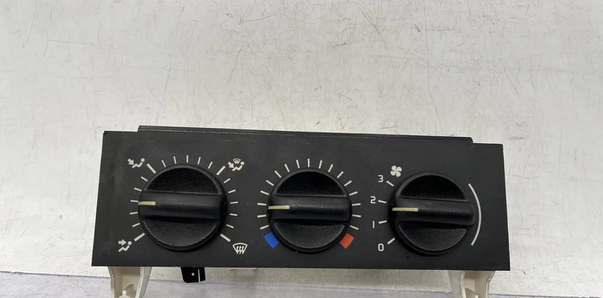 Commande de chauffage RENAULT CLIO 1 PHASE 2 occasion