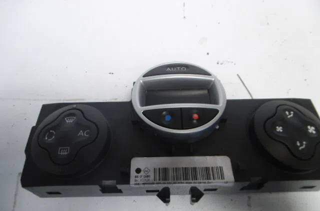 Commande de chauffage RENAULT CLIO 2010 occasion