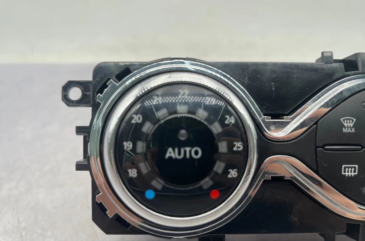 Commande de chauffage RENAULT CLIO 4 PHASE 1 BREAK occasion