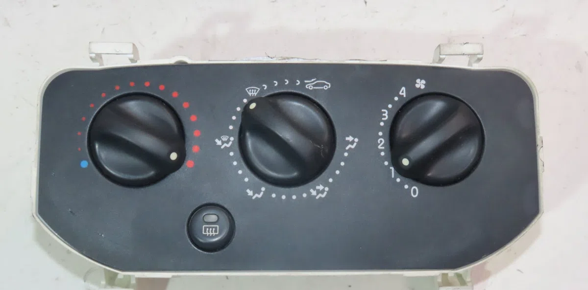 Commande de chauffage Renault CLIO II (BB_, CB_) 1.2 (bb0a, bb0f, bb10, bb1k, bb28, bb2d, bb2h, cb0a,... (1998-2010) 5 p