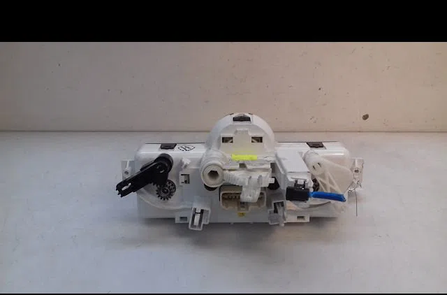 Commande de chauffage Renault CLIO III (BR0-1, CR0-1) 1.5 dci (br17, cr17) (2005-2012) 5 portes occasion