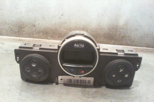 Commande de chauffage RENAULT CLIO III Phase 1 09-2005--03-2009 occasion