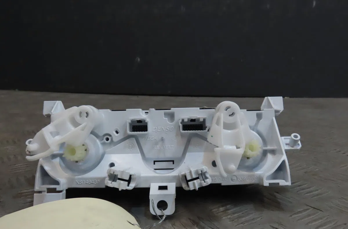 Commande de chauffage Renault CLIO V (B7_) 1.0 lpg (b7mt) (2019) occasion