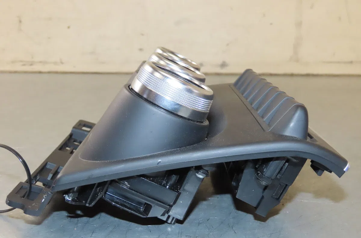 Commande de chauffage Renault CLIO V (B7_) 1.6 e-tech 140 (b7mu) (2020) occasion