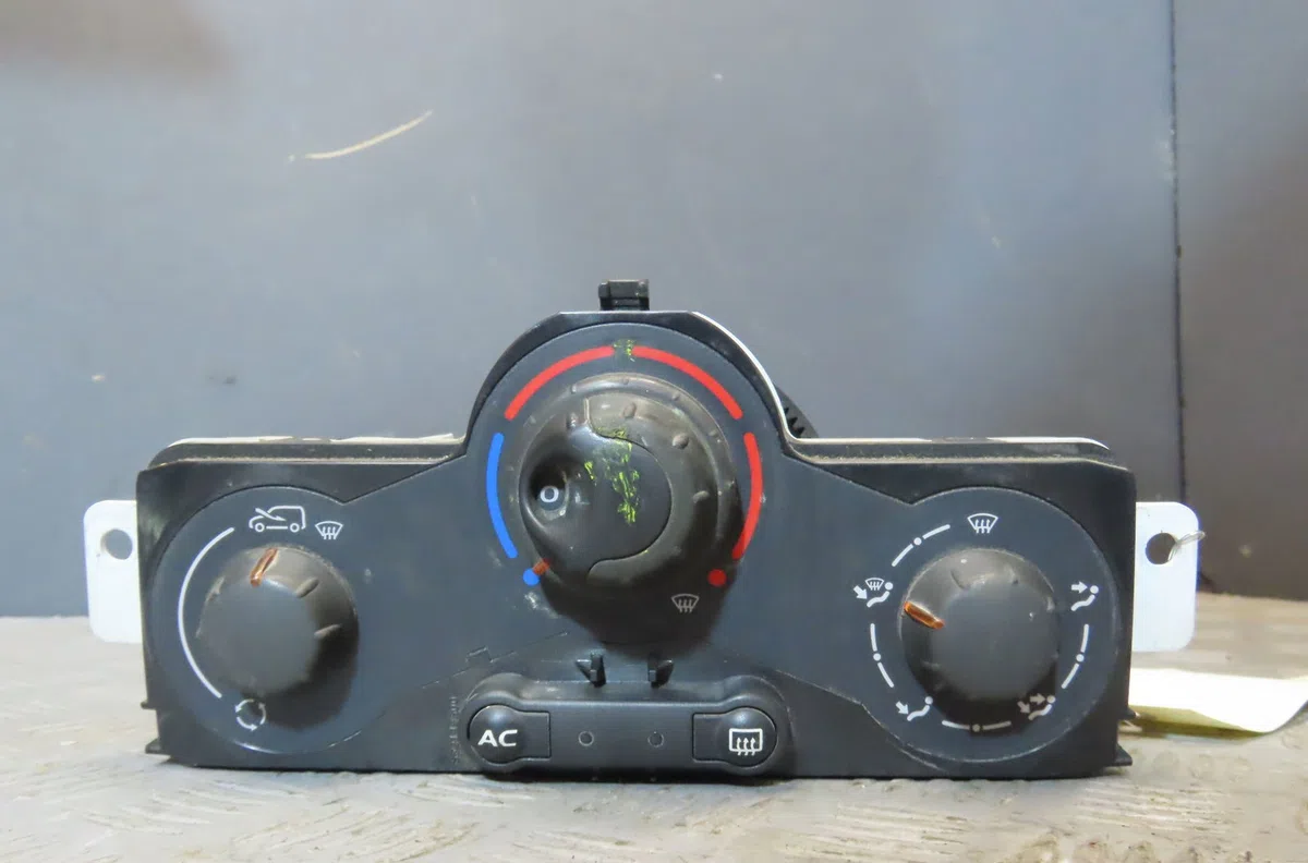 Commande de chauffage RENAULT KANGOO 2009 occasion