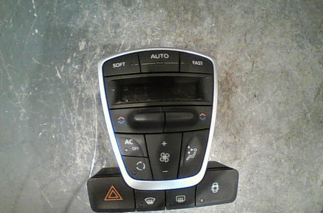 Commande de chauffage Renault LAGUNA III (BT0-1) 2.0 dci gt (bt11, bt1e, bt1n) (2008-2015) occasion