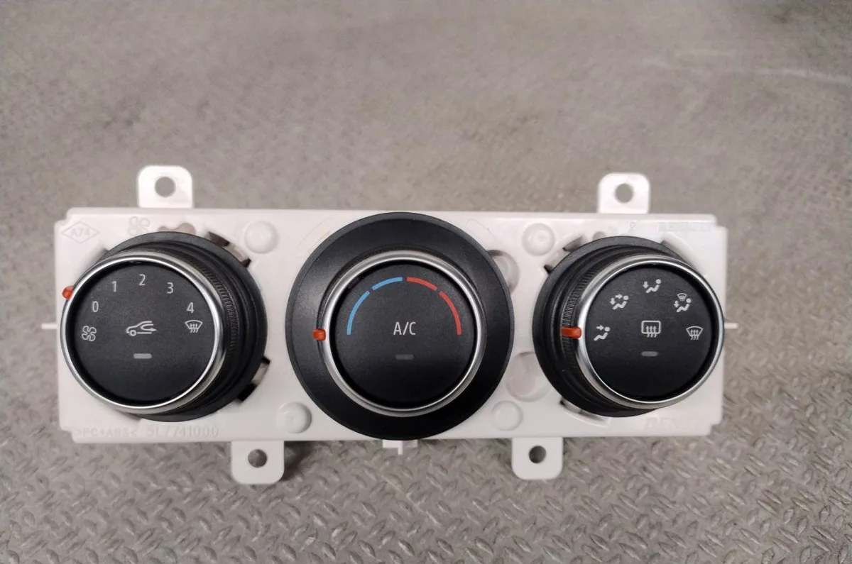 Commande de chauffage RENAULT MASTER 3 MASTER 3 PHASE 3 occasion