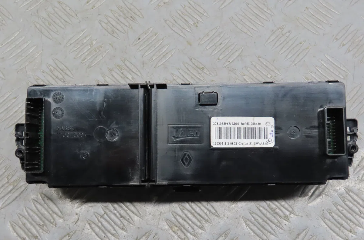 Commande de chauffage Renault MEGANE III 3-5 portes (BZ0-1_, B3_) 1.2 tce (bz16, bz28) (2013) occasion