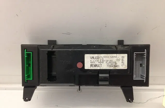 Commande de chauffage Renault MEGANE Scenic (JA0-1_) 1.6 16v (ja0b, ja04, ja11, ja00) (1998-1999) occasion