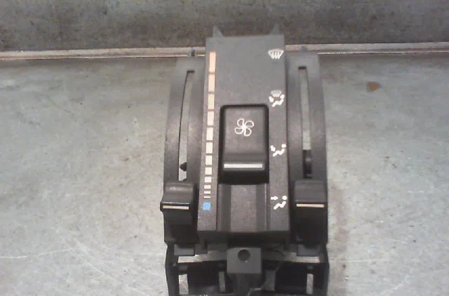 Commande de chauffage RENAULT R5 1993 occasion
