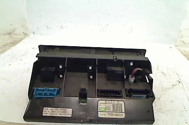 Commande de chauffage Renault SAFRANE II (B54_) 2.2 dt (b54g) (1996-2000) 5 portes occasion