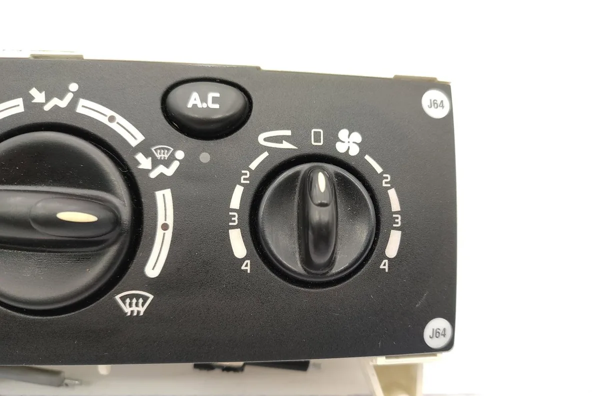 Commande de chauffage RENAULT SCENIC 1 PHASE 2 occasion
