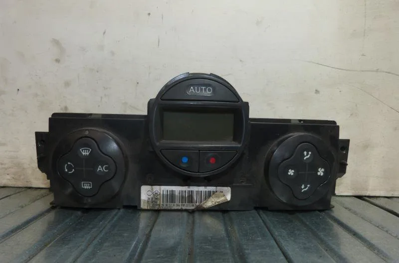 Commande de chauffage RENAULT SCENIC 2 PHASE 2 occasion