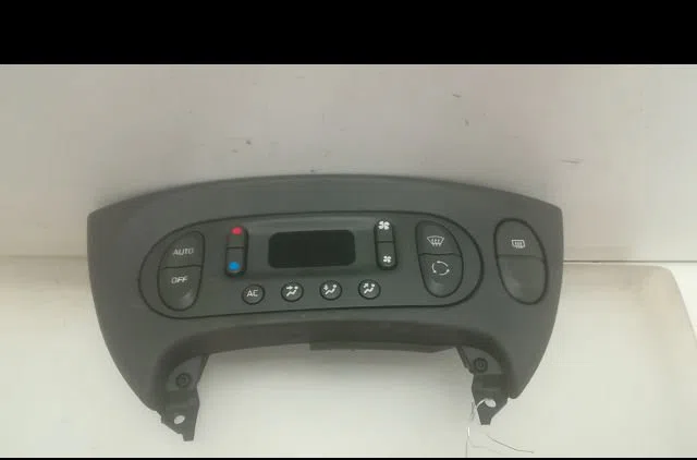 Commande de chauffage Renault SCÉNIC I Monospace (JA0-1_, FA0_) 1.9 dci (ja05, ja1f) (1999-2003) 5 portes occasion