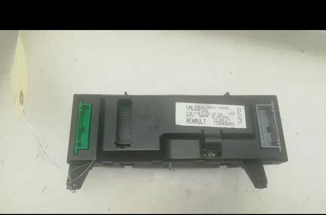 Commande de chauffage Renault SCÉNIC I Monospace (JA0-1_, FA0_) 2.0 16v (ja1d, ja17) (1999-2003) occasion — photo 3
