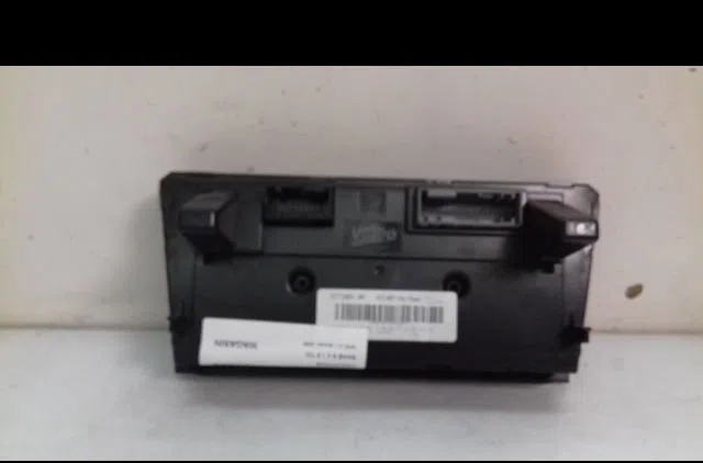 Commande de chauffage Saab 9-3 (YS3F, E79, D79, D75) 1.9 tid (2004-2015) occasion