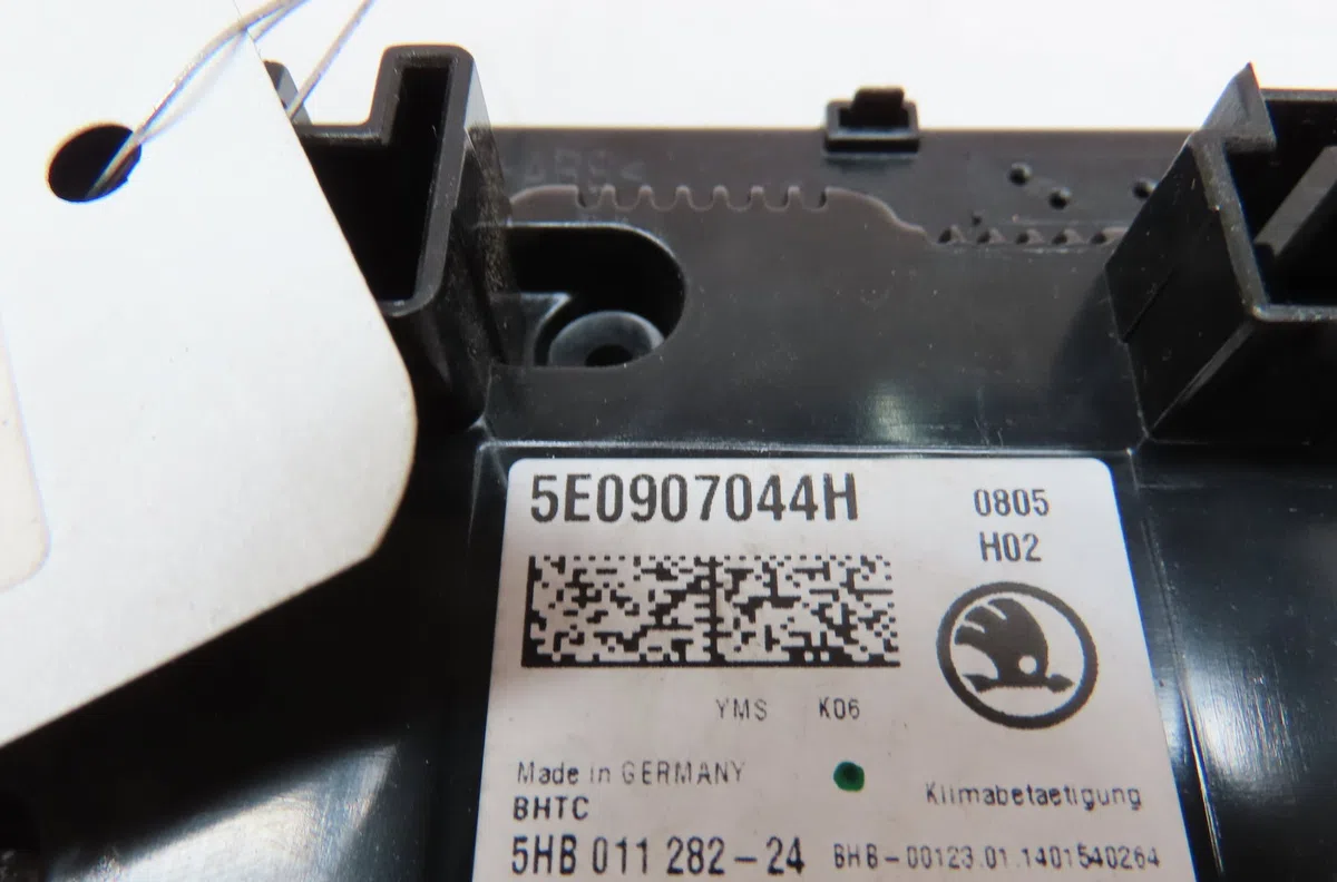 Commande de chauffage Skoda OCTAVIA III Combi (5E5, 5E6) 2.0 tdi (2012-2020) occasion